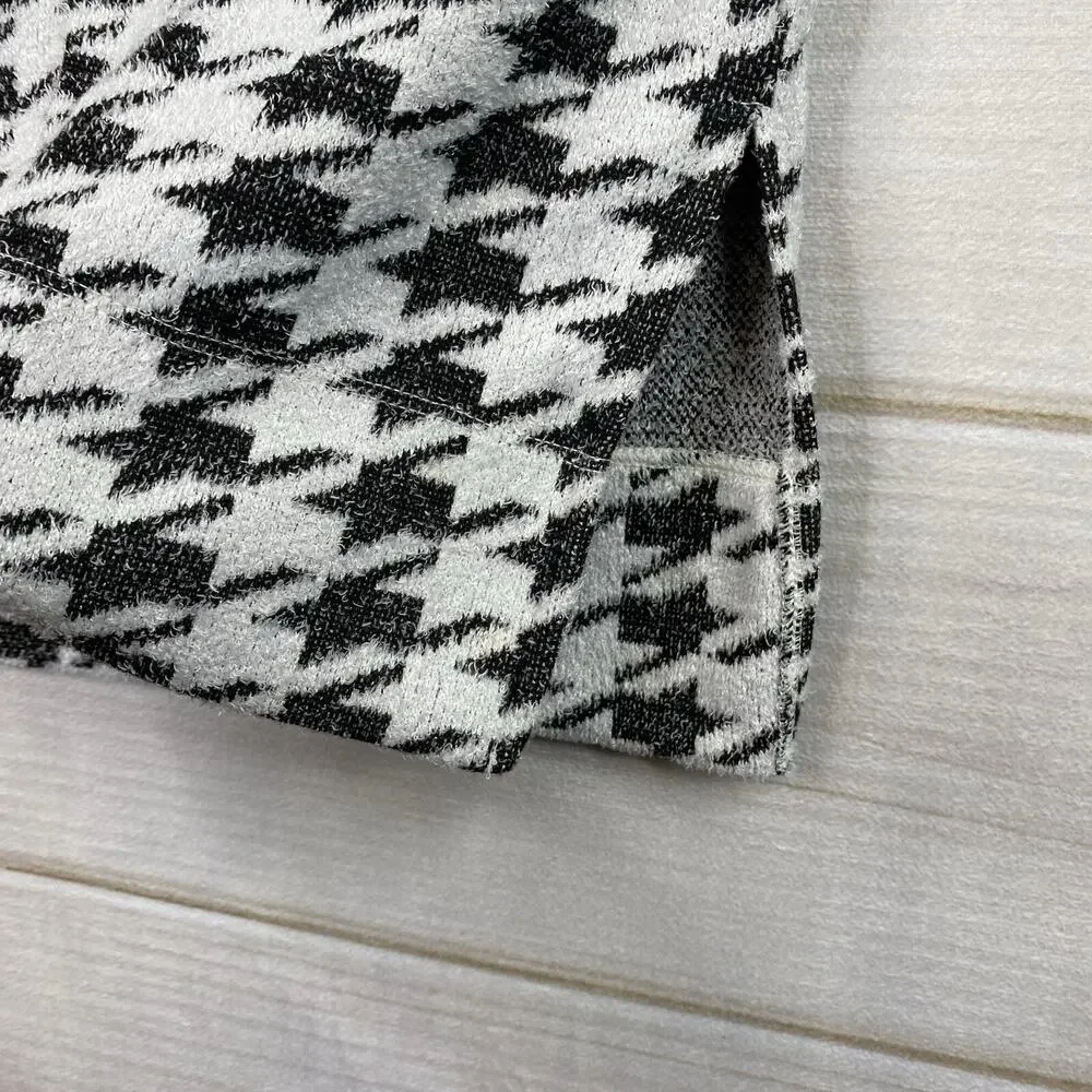 Chico's Sweater Sz 0 Women S 4/6 Black White Houndstooth Mock Neck Heavy Stretch
